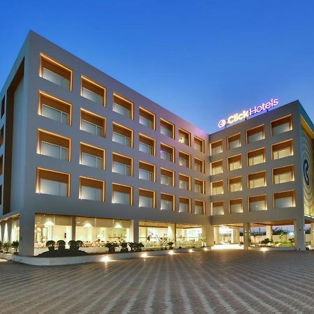 Click Hotel Pithampur Mhow Exterior foto