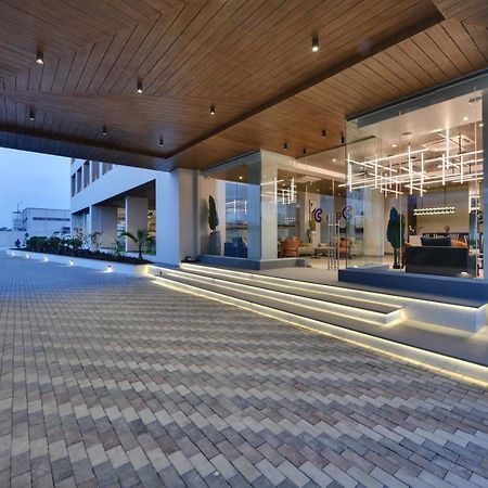 Click Hotel Pithampur Mhow Exterior foto