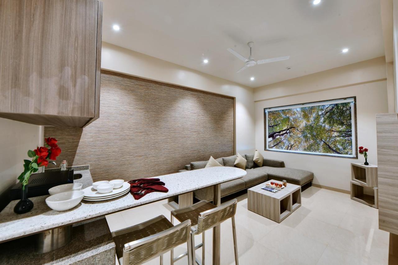Click Hotel Pithampur Mhow Exterior foto